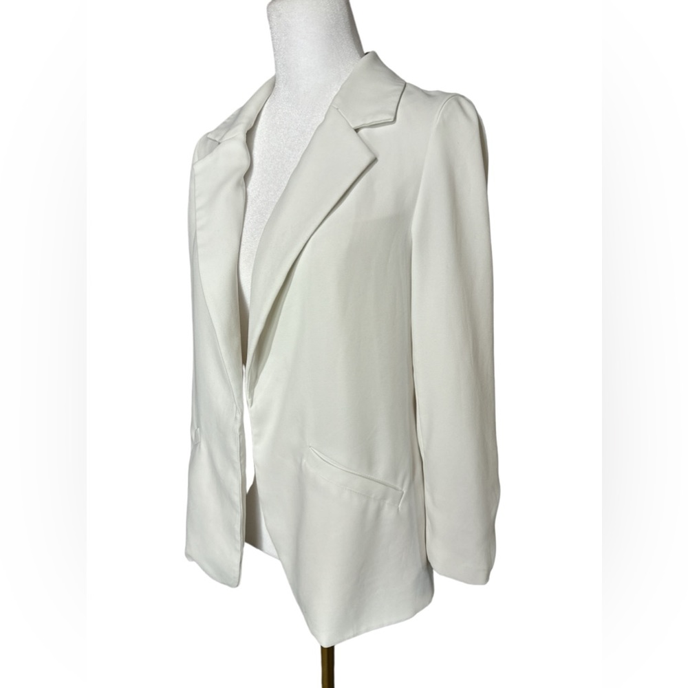 Sky’s are Blue, Off White Jacket, Ooen Front, Butter Soft, 3/4 Sleeves, Sz XS